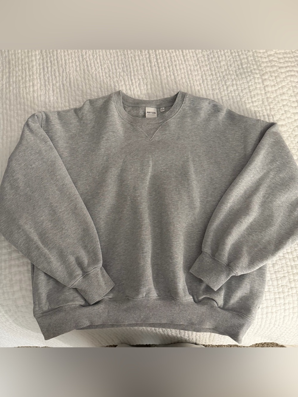 Aritzia mega fit crewneck sweatshirt